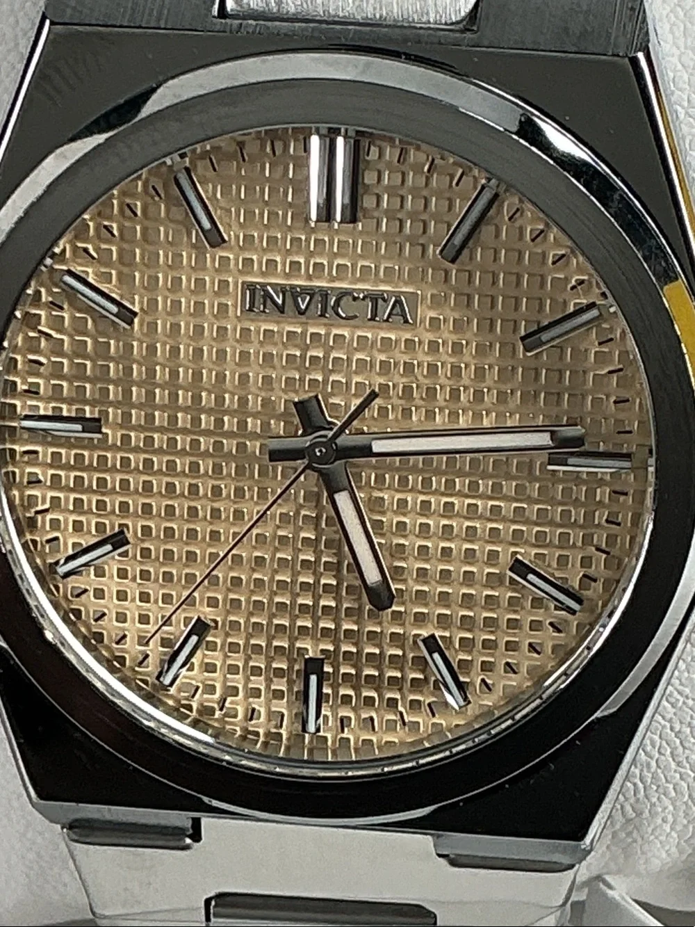 Invicta Celestial Men’s Watch 40mm Steel Cream Dial New with Box 69404
